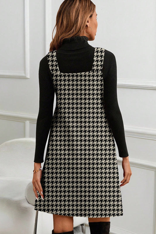Mini-robe sans manches à col en V et imprimé pied-de-poule kaki