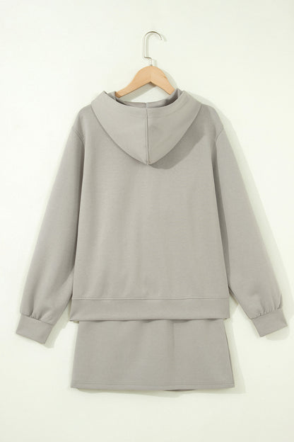 Ensemble 2 pièces jupe-short mini à cordon, veste zippée sport vert fumée à bord contrastant