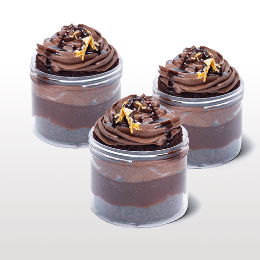 Bocal de gâteau au chocolat noir gourmand
