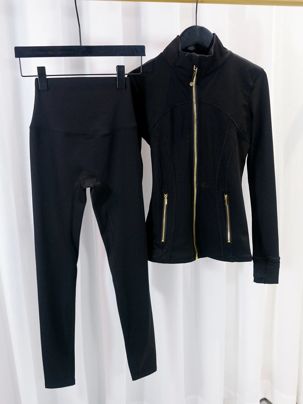 Women's Define Gold Zipper Cropped Jacket and Breathable Yoga Pants Set