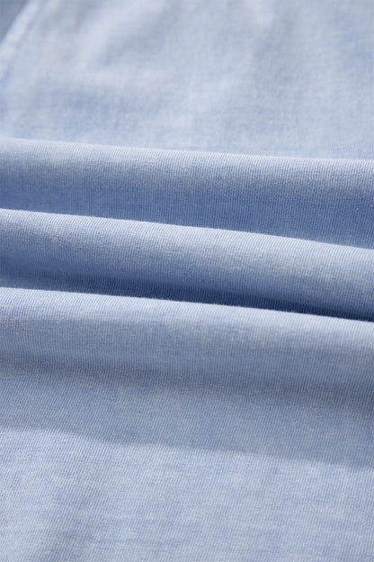 Mini-robe sans manches à col en U et taille élastique, délavage minéral bleu Ashleigh